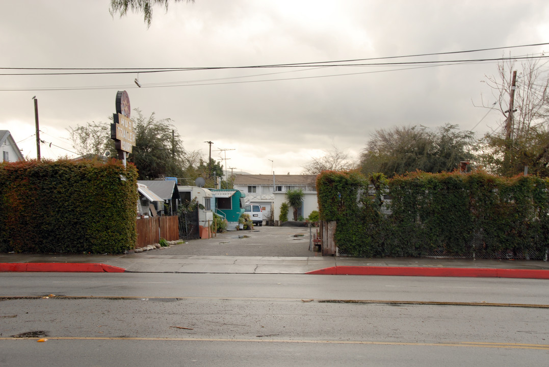 11714 Garvey Ave in El Monte, CA - Building Photo