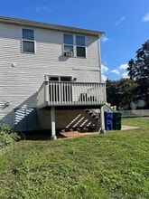 135 Johnson Ct in Stratford, CT - Building Photo - Building Photo