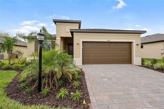 15019 Palamos Cir in Ft. Myers, FL - Building Photo - Building Photo