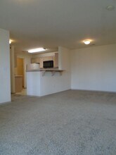 913 Westridge Dr in Junction City, KS - Building Photo - Building Photo