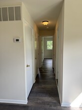 425 Ryers Ave, Unit 2nd Floor in Cheltenham, PA - Building Photo - Building Photo