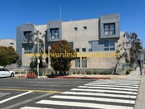 01011PI in Santa Monica, CA - Building Photo - Building Photo