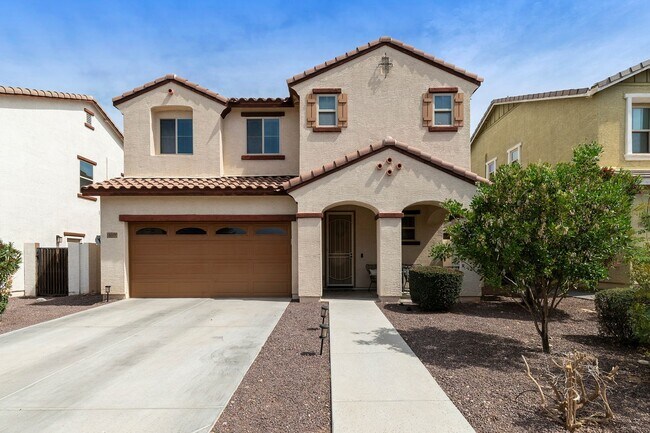 property at 3328 E Roland St