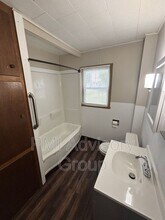 804 Holliday St in Osage City, KS - Building Photo - Building Photo