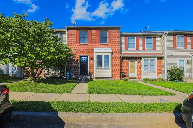 property at 17 Pocasset Ct