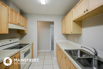 12613 Sixth St in Ft. Myers, FL - Building Photo - Building Photo