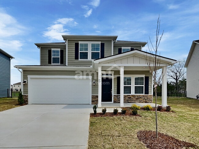 1349 Lomond Dr