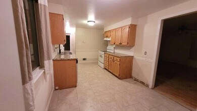 187 W 1400 N in Bountiful, UT - Building Photo - Building Photo