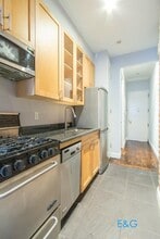 346 E 18th St in New York, NY - Building Photo - Building Photo
