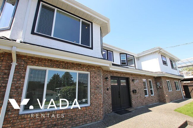 1789 Springer Ave in Burnaby, BC - Building Photo - Building Photo