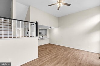 13920 Baton Rouge Ct in Centreville, VA - Building Photo - Building Photo