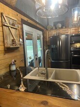 13810 Byars Rd in Grandview, MO - Building Photo - Building Photo