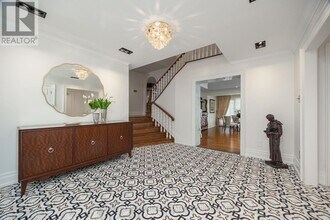 42 Fifeshire Rd in Toronto, ON - Building Photo - Building Photo