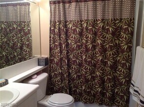 1160 Wildwood Lakes Blvd in Naples, FL - Building Photo - Building Photo