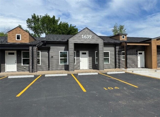 property at 1639 N Arkansas St
