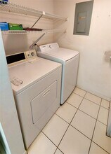 134 Lake Pine Cir in Greenacres, FL - Building Photo - Building Photo
