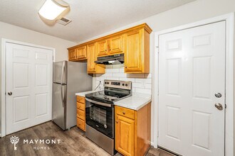 175 Cove Landing in Calera, AL - Building Photo - Building Photo