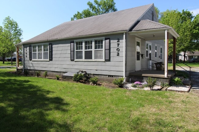 2702 Howell Terrace in North Kansas City, MO - Building Photo - Building Photo