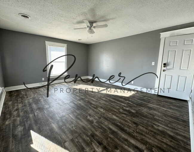 133 S Lincoln St in Liberty, MO - Building Photo - Building Photo