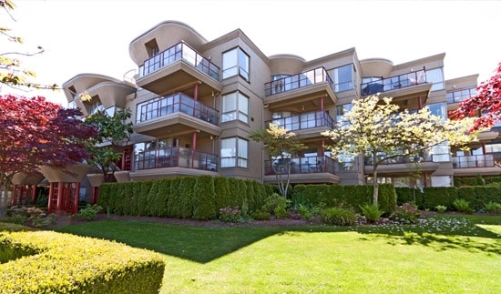 Cypress Court in Vancouver, BC - Building Photo