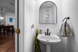 1258 Maple Shade Ln in Charlotte, NC - Building Photo - Building Photo