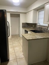 430 Kirby Creek Dr in Grand Prairie, TX - Building Photo - Building Photo