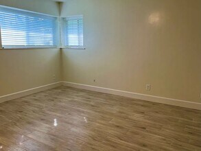 5812 Kleinpell Ave in Bakersfield, CA - Building Photo - Building Photo
