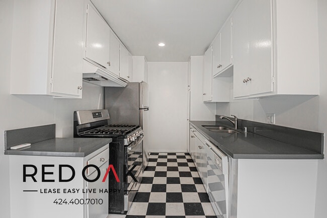 1217 Amherst Ave in Los Angeles, CA - Building Photo - Building Photo