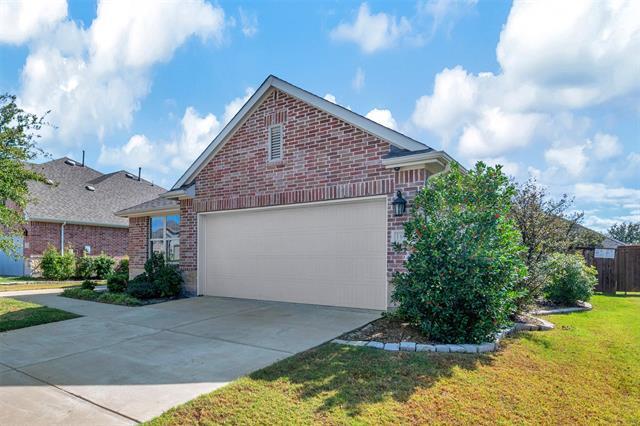 1605 Cedar Crest Dr in Forney, TX - Building Photo - Building Photo