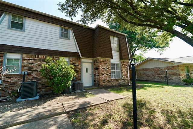 11348 McCree Rd in Dallas, TX - Building Photo - Building Photo