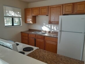 867 Birch Ave in Rifle, CO - Building Photo - Building Photo
