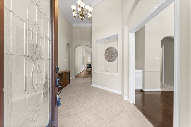 16131 Woodbend Trail Dr in Houston, TX - Building Photo - Building Photo