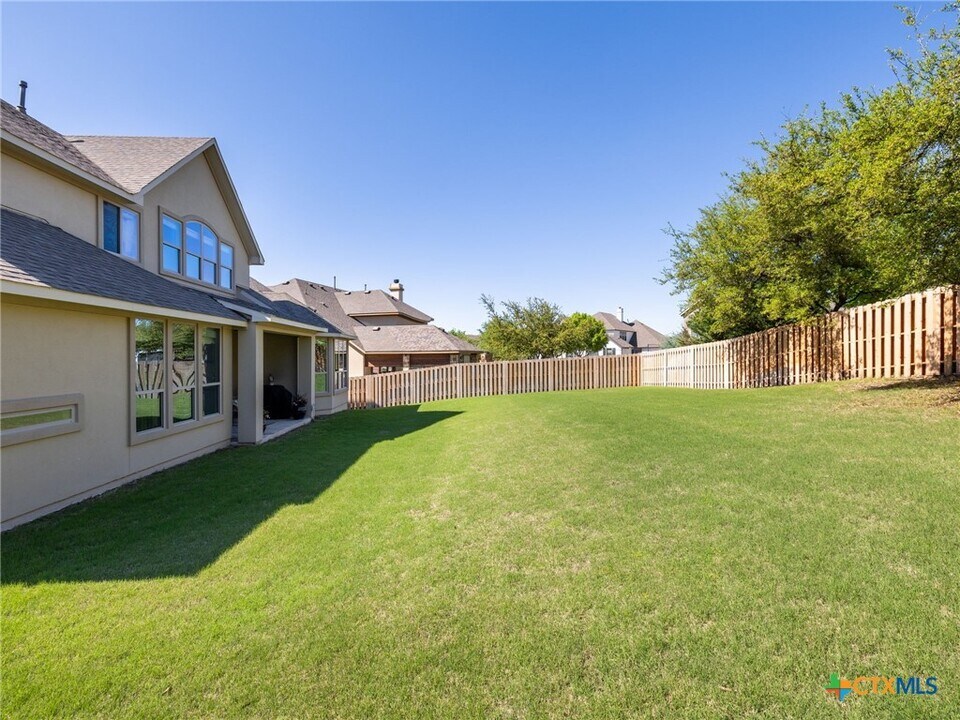 17012 Rush Pea Cir in Austin, TX - Building Photo