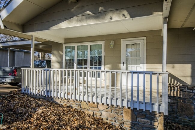 property at 11 Bromwich Ln