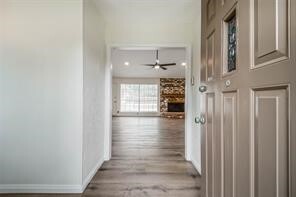 1111 Pecan Cir in Taylor Lake Village, TX - Building Photo - Building Photo