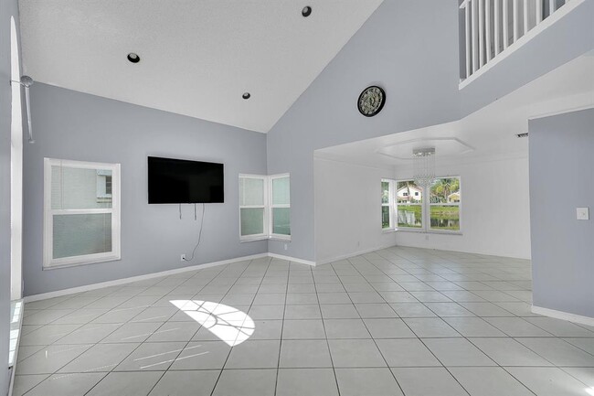 2865 NW 68th Ln in Margate, FL - Building Photo - Building Photo