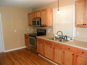 304 Grand St in High Point, NC - Building Photo - Building Photo