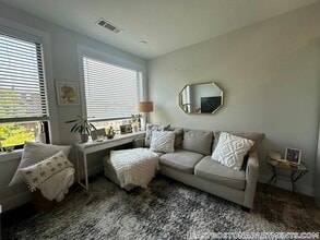 152 Liverpool St in Boston, MA - Foto de edificio - Building Photo