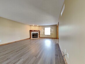 3075 Foxhound Dr in Hamilton, OH - Building Photo - Building Photo