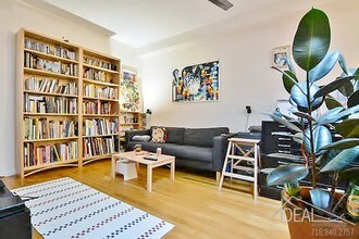41 S 5th St-Unit -5 in Brooklyn, NY - Building Photo - Building Photo