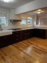 1931 Lakeshore Rd in Sarnia, ON - Building Photo - Building Photo