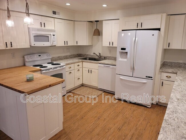 402 Duck Hunter Ct in Virginia Beach, VA - Building Photo - Building Photo