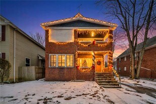 1030 Wheelock Rd in Cleveland, OH - Building Photo