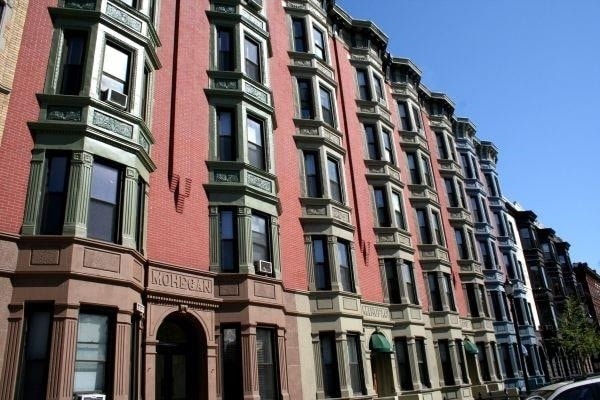 property at 813 Washington St