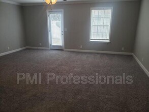 609 Bonneville Ln in Smyrna, TN - Building Photo - Building Photo