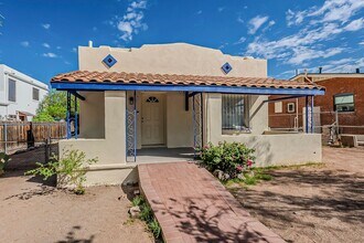 1625 E 8th St in Tucson, AZ - Foto de edificio - Building Photo