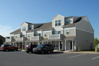 Cedarfield Apartments in Gettysburg, PA - Foto de edificio - Building Photo