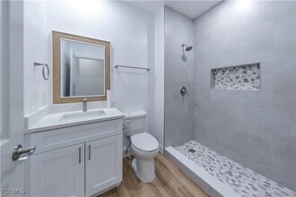 14981 Vista View Way, Unit 1104 in Ft. Myers, FL - Building Photo - Building Photo