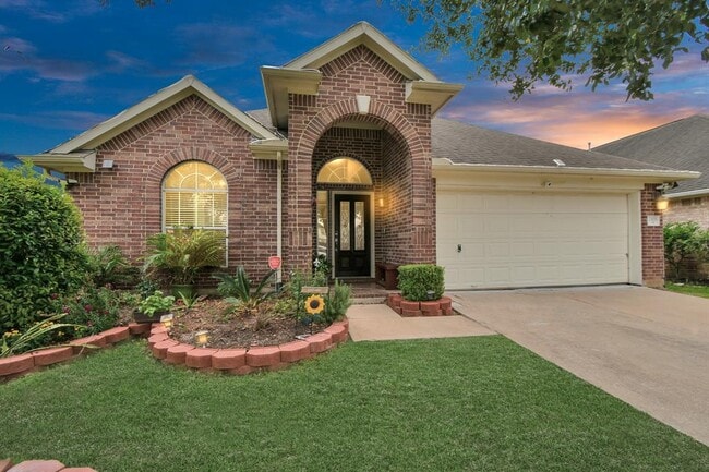 2103 Breezeway Ln in Pearland, TX - Building Photo - Building Photo
