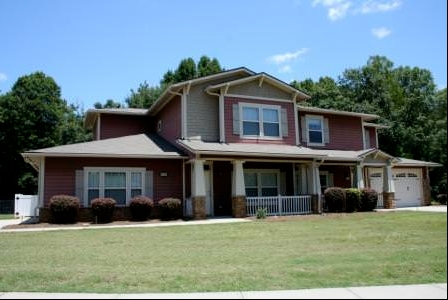 Albany Hill Village in Albany, GA - Building Photo